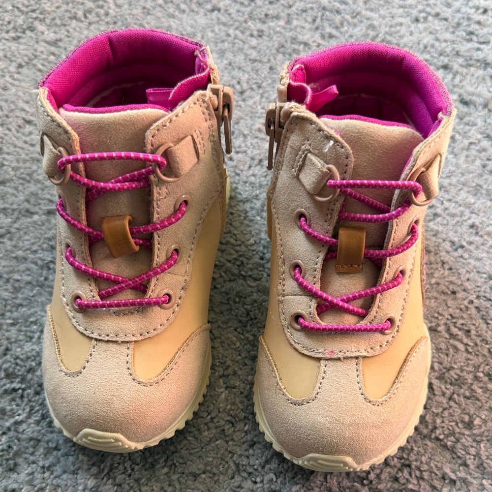 NWOT Old Navy Toddler Girl size 6 Tan, Purple, and Pink Winter Boots